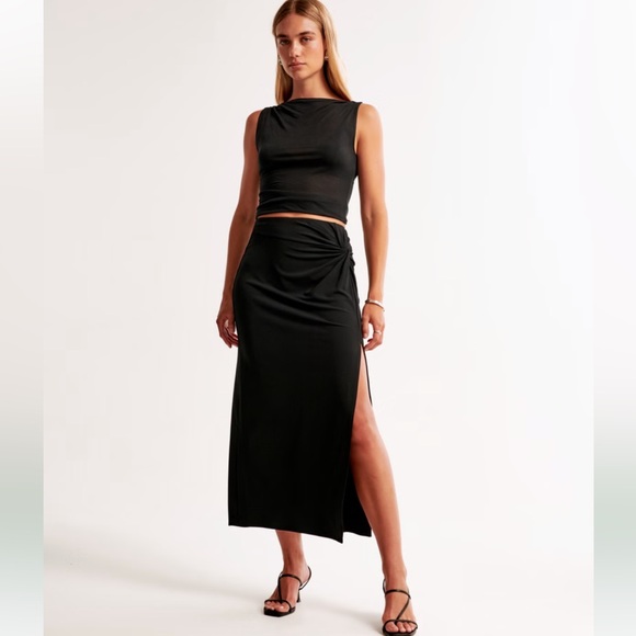 Abercrombie & Fitch Black Wrap Midi Skirt - Picture 1 of 5
